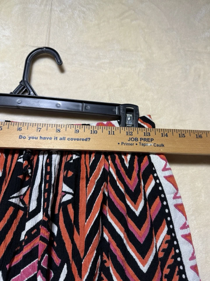 BooHoo Maxi Skirt Women 8 Wild Geometric Pattern Pull-on Elastic Waist - Image 4 of 4