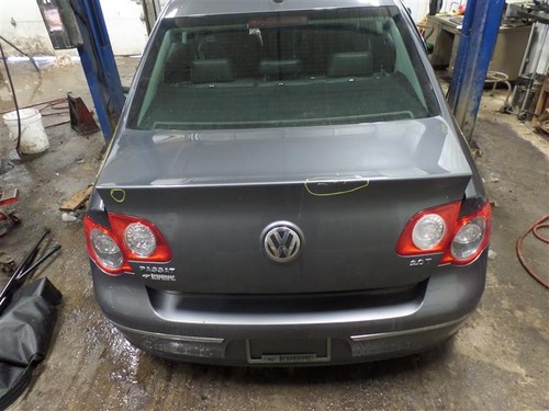 *LOCAL PICKUP ONLY* Roof Sedan With Sunroof Sliding Fits 06-10 PASSAT 9863989