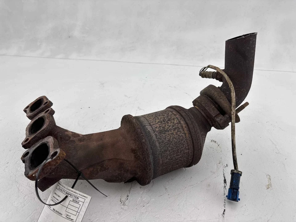 Оригинальный левый передний выпускной коллектор 2009 - 2012 Ford Escape 3,0 л - Изображение 2 из 4