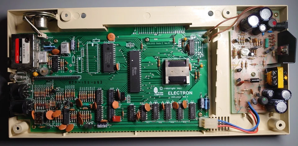ACORN ELECTRON Computer (Issue 4) Original PSU, GAMES etc🕹️TESTED & WORKING🕹️ - Image 2 of 4