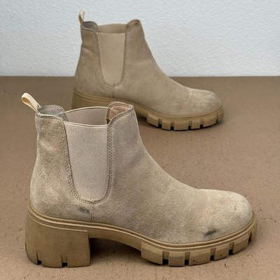 Steve Madden Howler Women s Size 8M Beige Suede Chunky Lug Sole Chelsea Boots