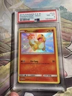 PSA 8 - Pokémon Charmander Holo - Hidden Fates - SV6/SV94 - Shiny Vault TCG S&M