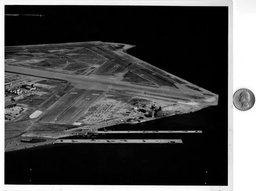 Korean War Post WW2 WWII US Navy Military Press Photo Quonset Point RI Station