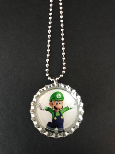 Super Mario Bros party favors / 12 individually packaged necklaces / birthday - Picture 4 of 5