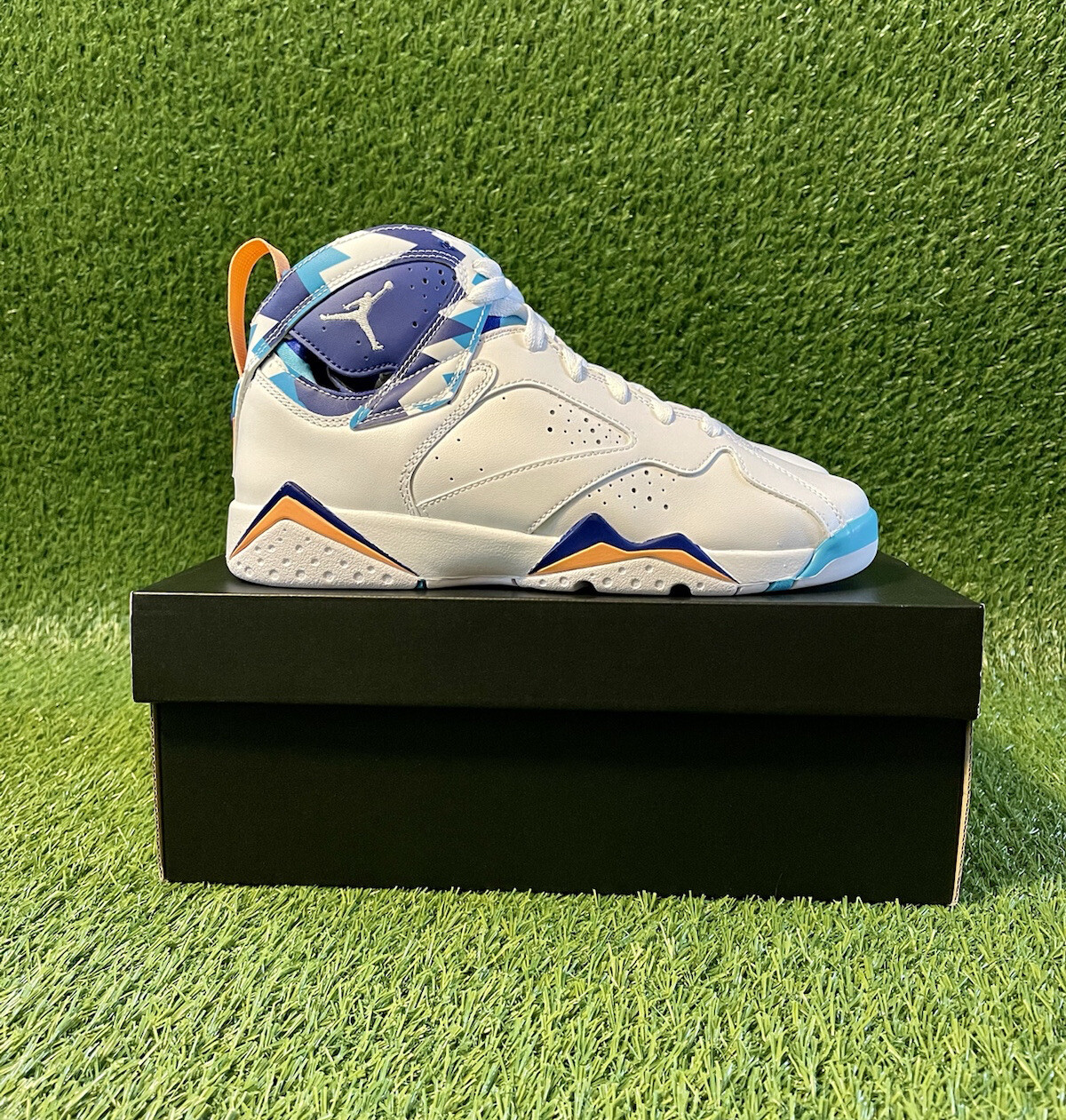 Chlorine Blue Jordan Gs Official Photos Of The Air Jordan GS