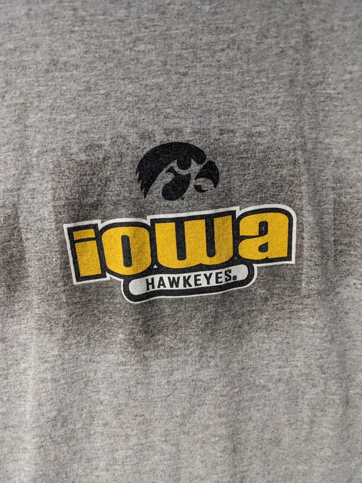 Camiseta De Colección Y2K Iowa Hawkeye Fútbol Universitario Gris X-Grande Foto 2 de 4