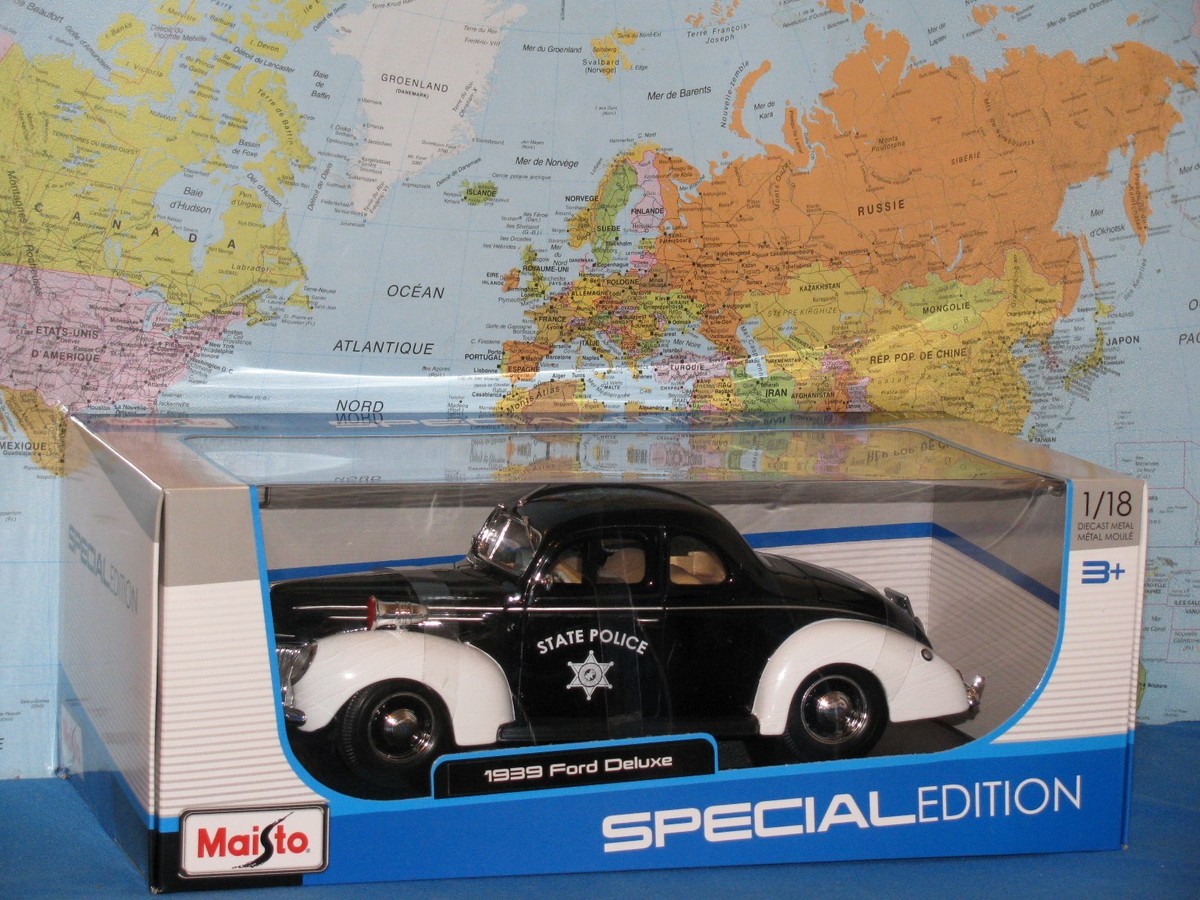 Maist 1939 Ford Deluxe Police 2台セット 警察車両 1939 Ford Deluxe Police 1/18 Diecast Model Car by Maisto