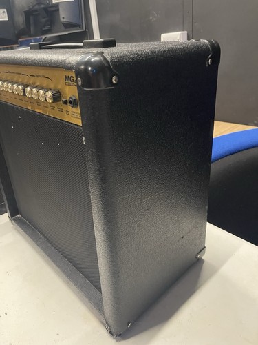 Marshall Mg50dfx Series guitar amplifier 50watt combo amp Black 2channel - Picture 3 of 5