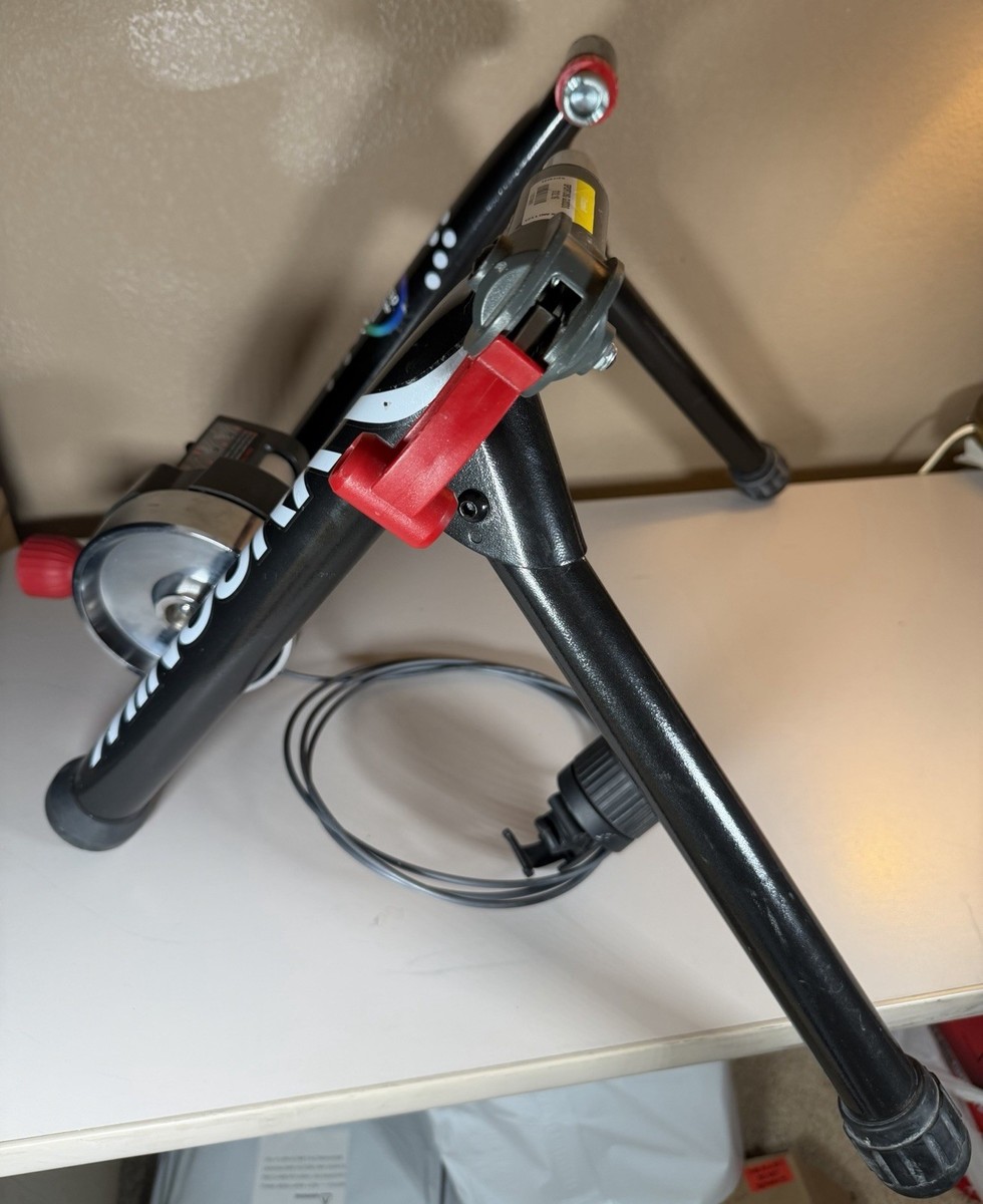 Minoura LR760 LiveRide Magnetic Bicycle Trainer w/ Remote