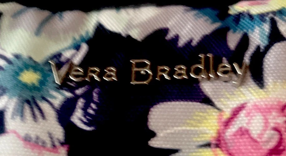 Vera Bradley Women's Iconic Lay Flat Weekender Duffel Bag Garden Grove 24734-Q21 - Image 3 of 4