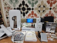 Bernina 880 Gold Sewing/Embroidery Machine! Professionally Serviced & Cleaned!