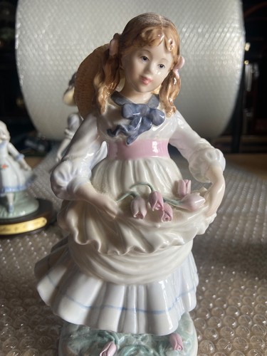4X Collectible Figurines: Includes Royal Worcester, Coalport Etc LTD EDITION - Picture 11 of 17