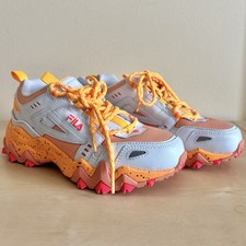 FILA Women s Oakmont Tr Sneakers Size 5.5 White Orange Pink 5JM01943-129