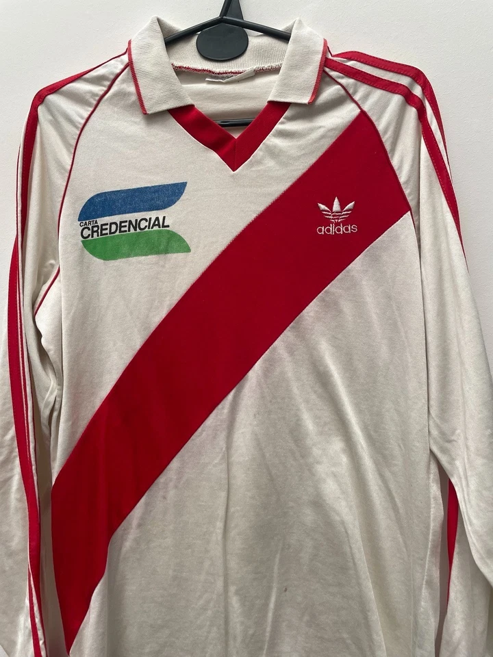 River 1992 Tit M/Larga Talle M (52 x 71 cm) T3 - Imagem 2 de 4