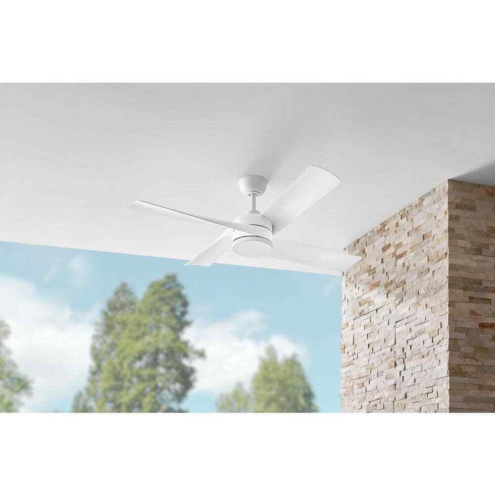 Hampton Bay Baymore 52 Indoor/Outdoor Matte White Ceiling Fan w