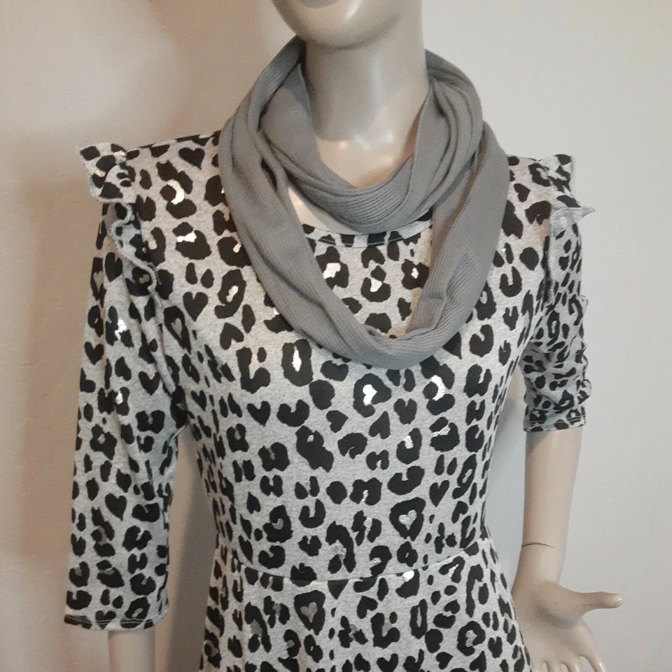 Vestido feminino com cachecol cinza estampa animal 2 peças jeans Arizona vários tamanhos novo com etiquetas - Imagem 2 de 4
