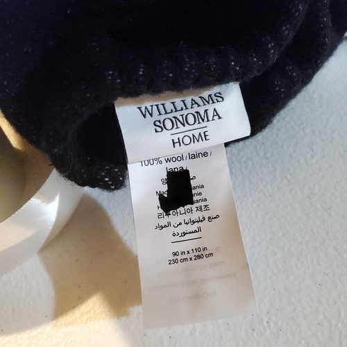 Williams Sonoma Solid Merino Wool Blanket 90 x 110" Black - Read - Picture 3 of 5