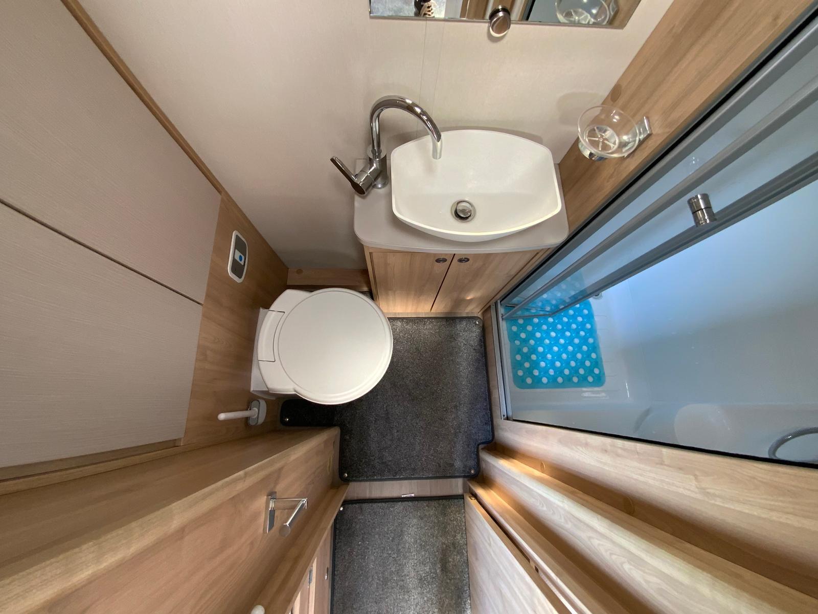 Elddis Autoquest 185 4 Berth Twin Single Beds Motorhome For Sale eBay