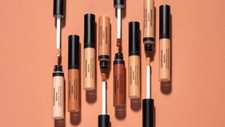 bareMinerals Original Liquid Mineral Conceale...