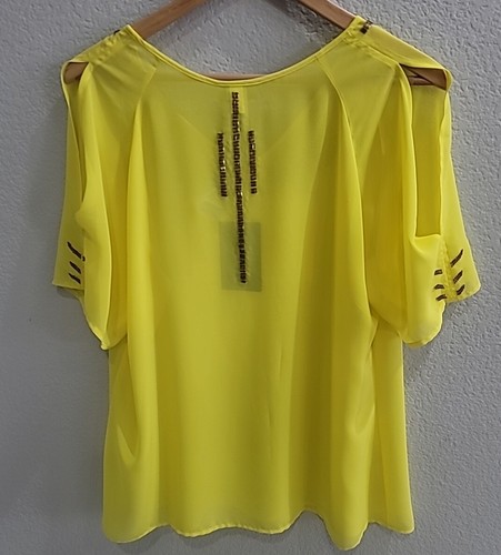 Lane Bryant Collection: Women Top Size 1X Yellow Embroidered Short Sleeves *NEW* - Picture 2 of 12