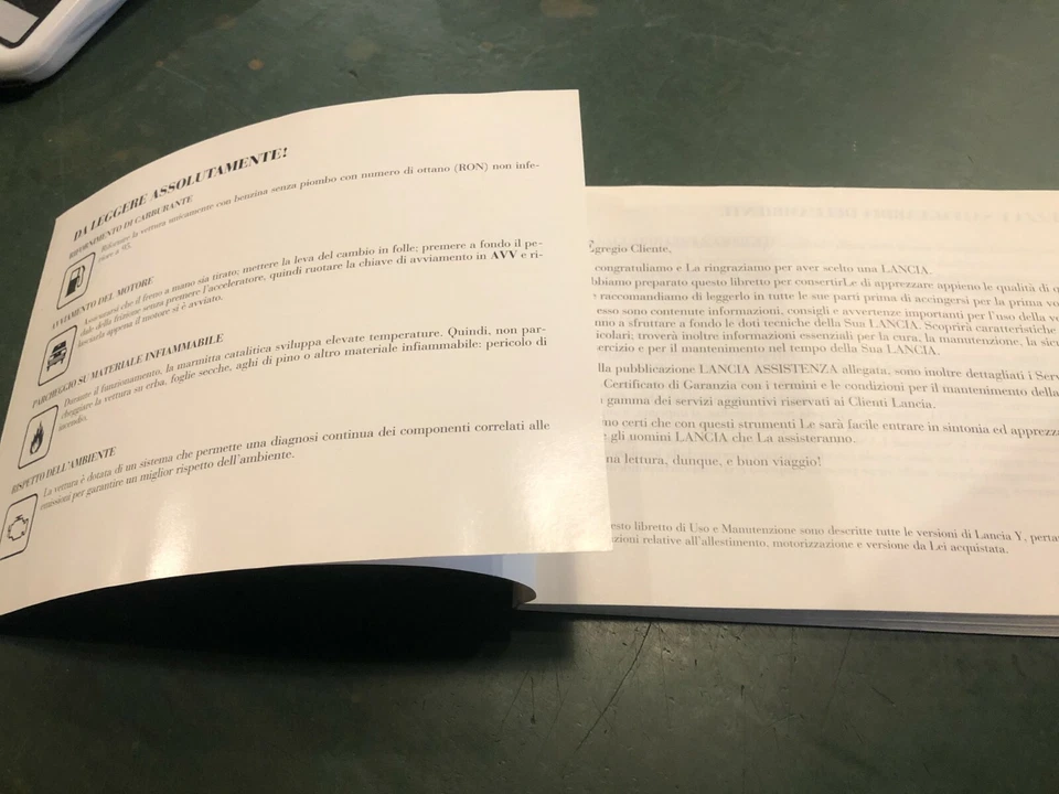 Libretto uso e manutenzione Lancia Y 3ª ed. IV/2001 auto - Immagine 4 di 4