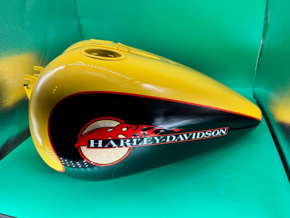 Harley Wide Glide 1995 genuina/OEM tanque de combustible de gasolina pintado FXDWG - COLOR POLI DORADO Foto 4 de 4
