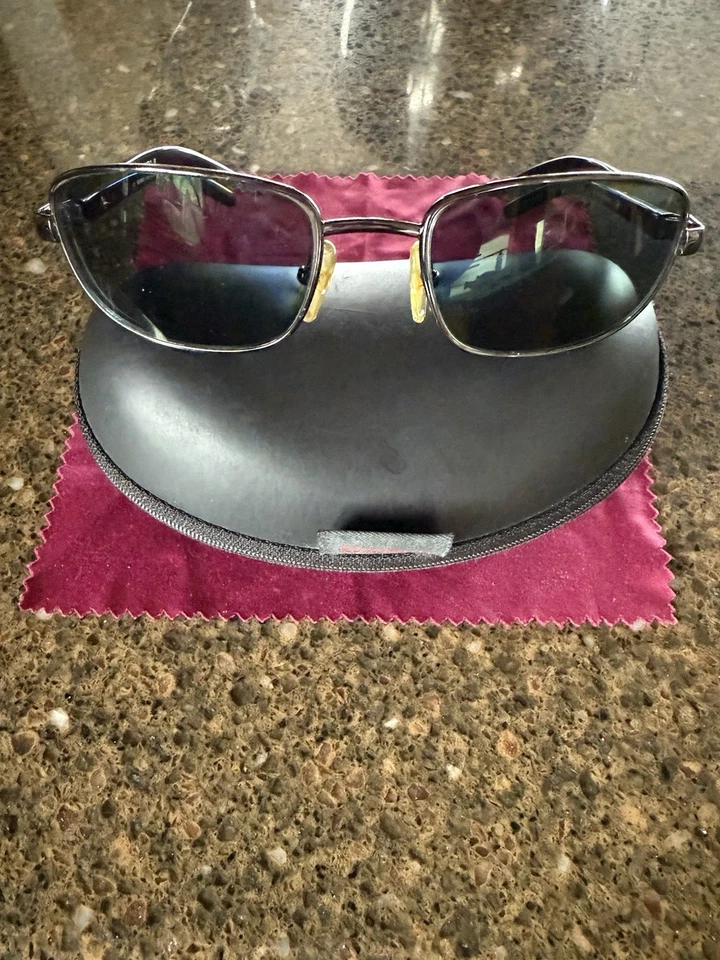 Porsche Sunglasses & Case - Image 2 of 4