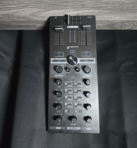 Reloop Mixtour 2-Channel 2-Deck Tabletop USB DJ Controller Built-In Mixer Black