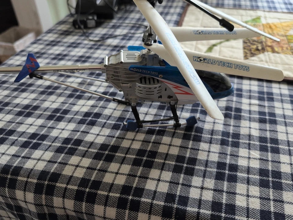 World Tech Toys Hercules 3.5CH Remote Control Helicopter (Helicopter Only) - Image 4 of 4