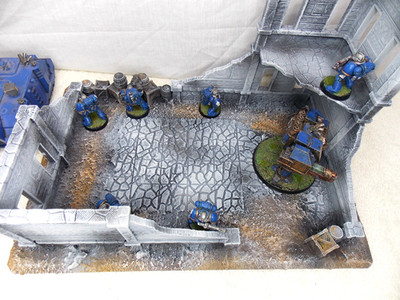 WARGAMING GELÄNDE BEMALTES GEBÄUDE