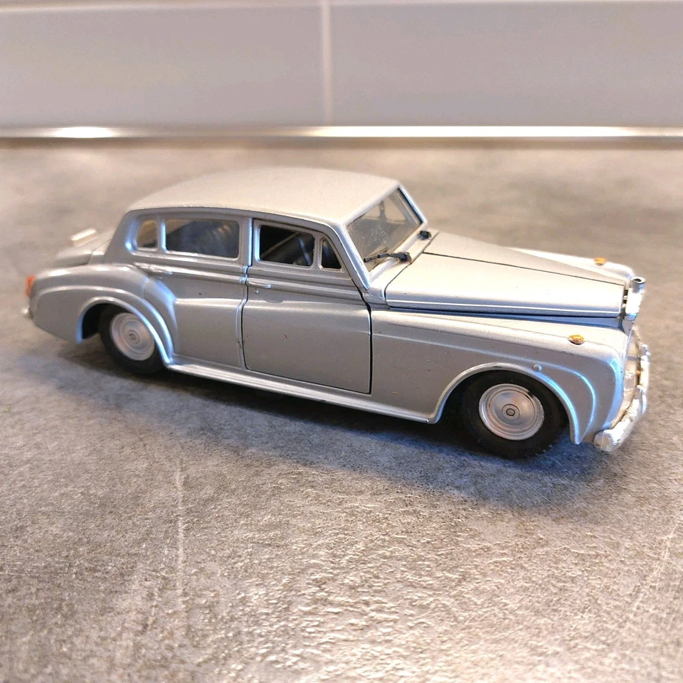 Rolls Royce Silver Cloud Polistil Scala 1:30 S 34 Made in Italy - Immagine 2 di 4