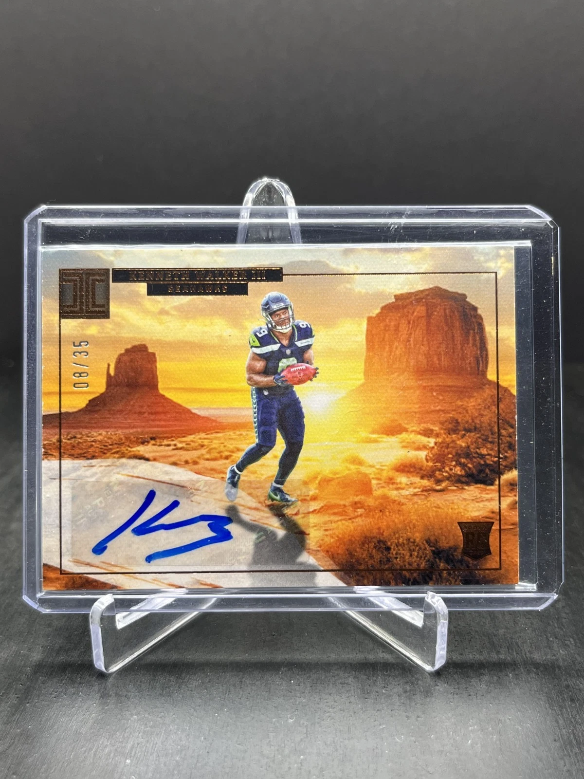 Kenneth Walker III Panini Impeccable Rookie Landscape Autographs #RLAKWA Bronze