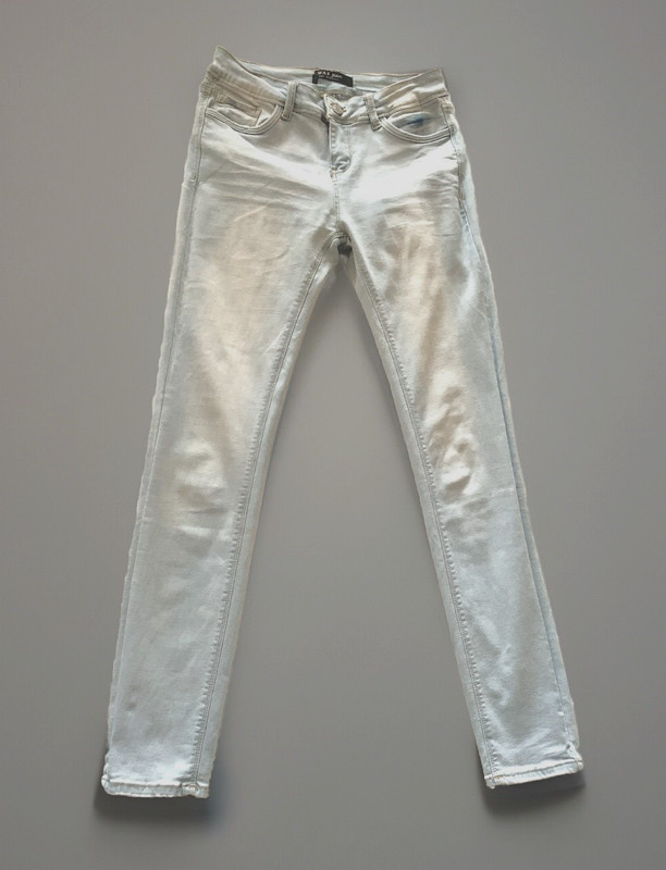 Wax Jeans Juniors Size 7 Light Wash Blue Faded Skinny Super Stretchy Regular Fit