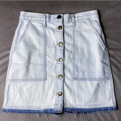 Current/Elliott Light Wash White Bleached Denim Raw Edge Naval Mini Skirt Sz 25 