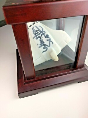 Signed Space Shuttle NASA Astronaut Winston Scott Microsoft windows 2000 in Case