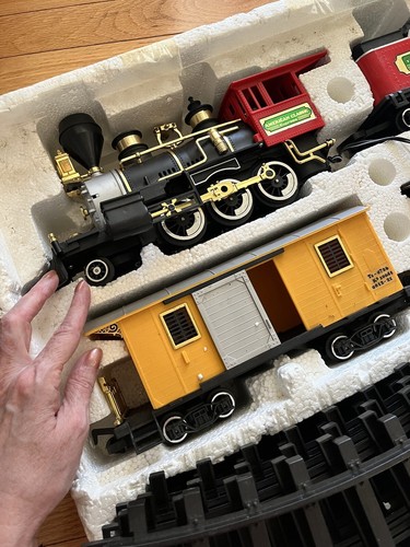Toy State Train Set American Classic Express Battery Operated - Wants To Run - Picture 2 of 8