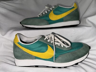 Size 11 - Nike Daybreak SP Neptune Green Excellent Condition!