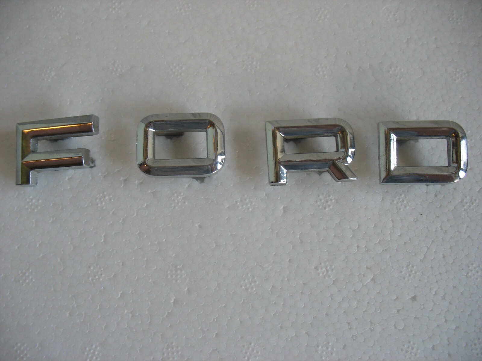 NOS 1949 1950 1951 FORD HOOD LETTER SET / NICE SHOW QUALITY / 8A-16606 
