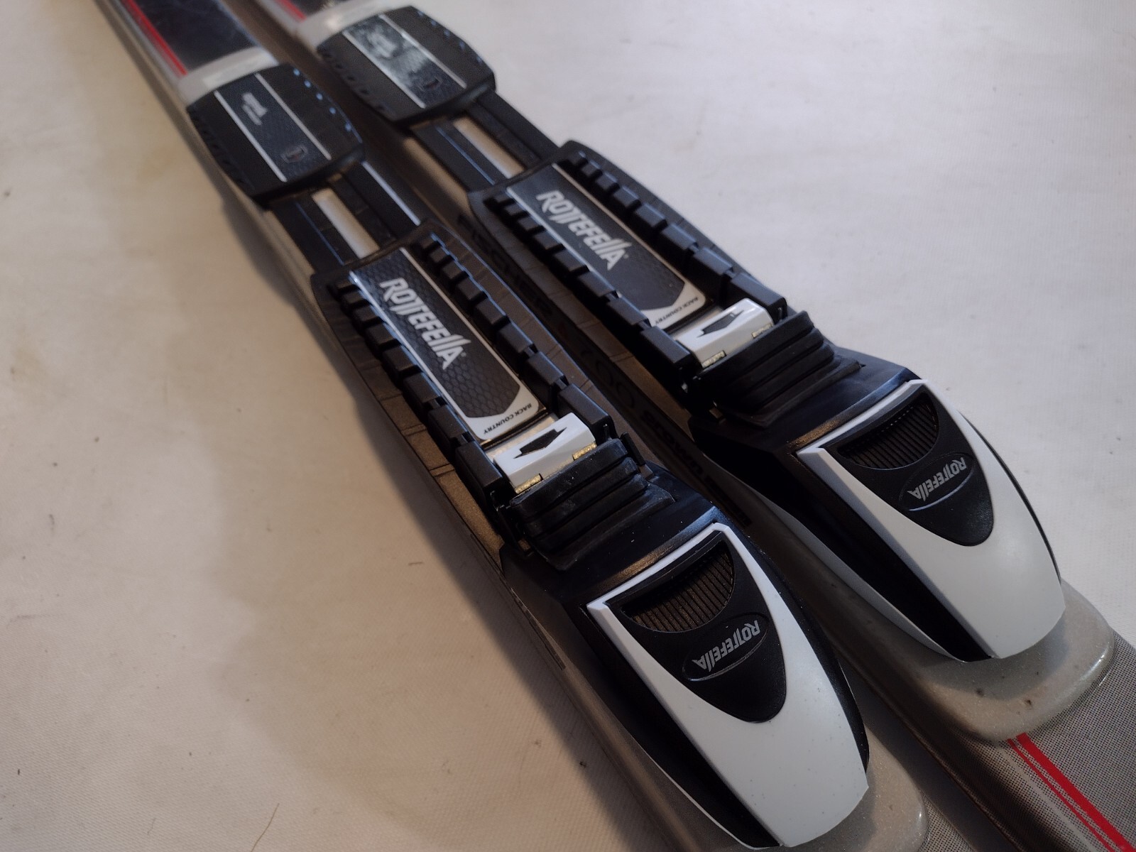 Fischer Metal Edge Cross Country SKIS 200 cm Waxless Rottefella NNNBC Bindings eBay