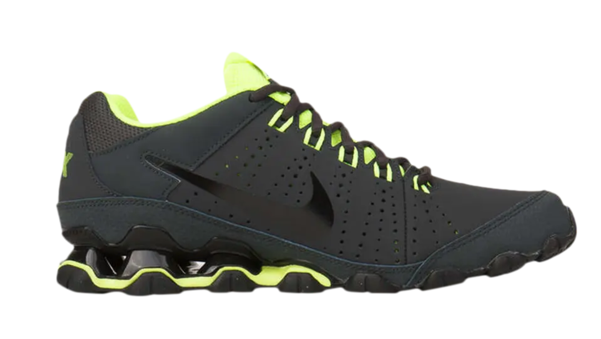 NEW Men's Nike Reax 9 TR Leather Shoes Sneakers Torch Invigor