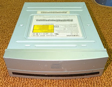 Vintage Silver Round Samsung CDROM CD-RW Opti...