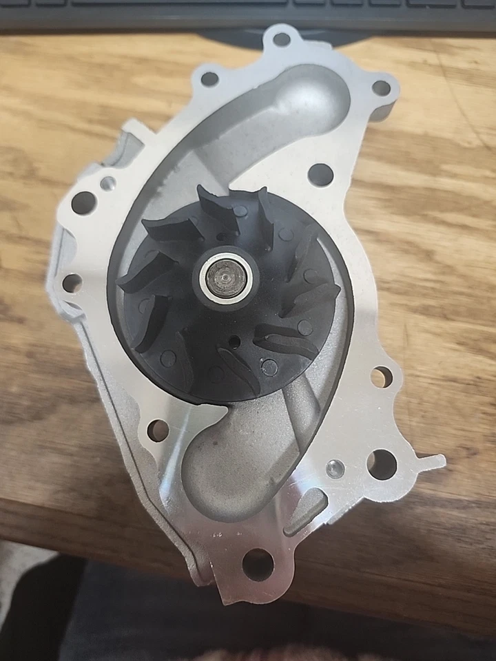 Водяной насос GMB 1701920 и сопутствующие компоненты - водяной насос двигателя - Изображение 4 из 4