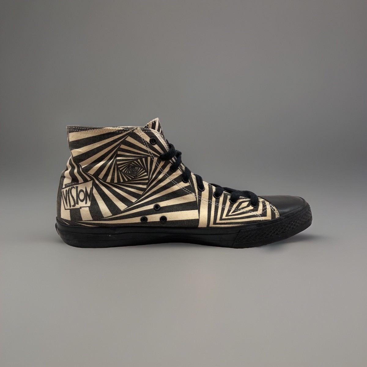 VTG Vision Street Wear Hi Top Men skate sneakers Size13 hypnotic