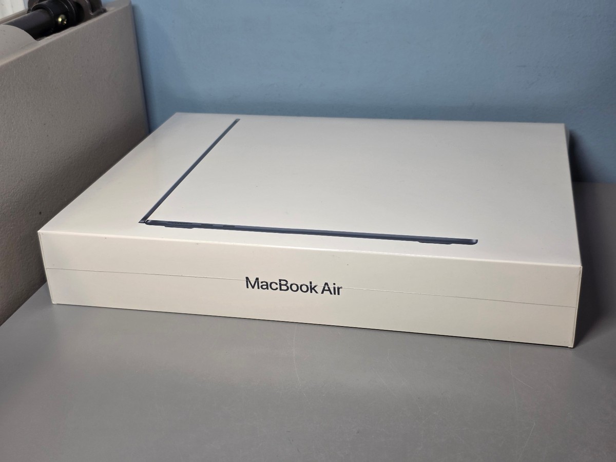 Apple MacBook Air 2022 13
