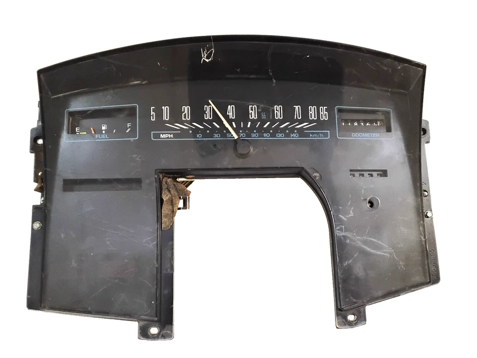 Oldsmobile Cutlass Calais: 1987, 1988, 1989, OEM, velocímetro/grupo de instrumentos Foto 3 de 4