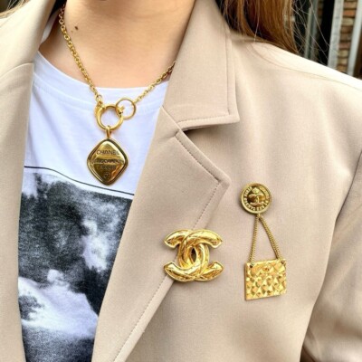 Auth CHANEL Matelassé Classic Coco Mark Gold-Plated Square Bag Motif Brooch  93P