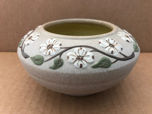 Vintage PIGEON FORGE Art Pottery Bowl Tenn Flowers YELLOW GLAZE