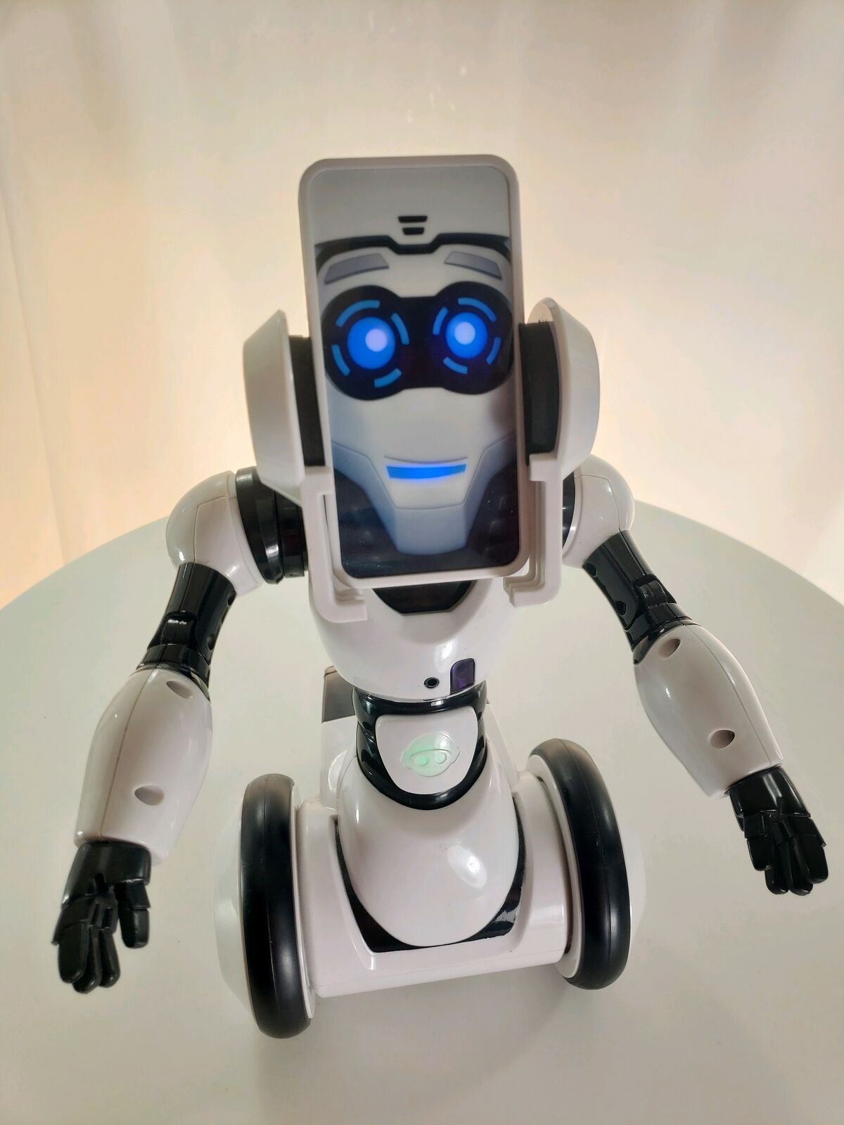 WowWee RoboMe Robot Customizable Robotic Voice Recognition FOR REPLACEMENT PARTS
