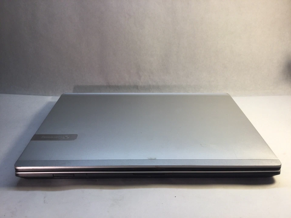 Gateway N214 14" Laptop Intel Core i5-460M 2.5GHz -MISSING PARTS - MZ - Image 2 of 4