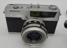Petri 7s 35mm Film Rangefinder Camera with 45mm f/2.8 Lens Vintage Photography